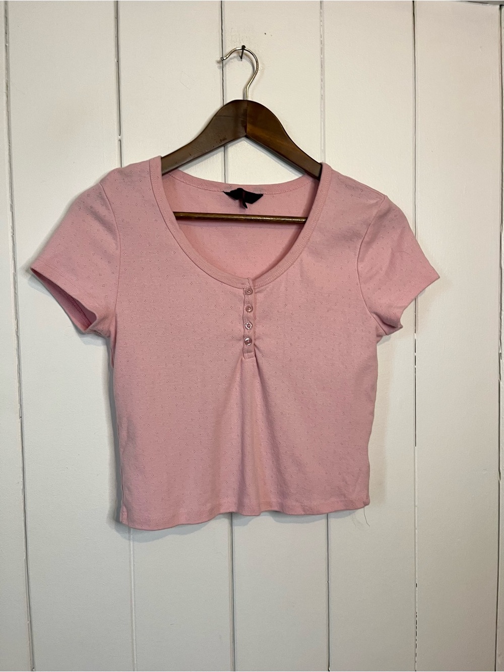 NOBO Baby Pink 90's Style Cropped T-Shirt. Size Large.
